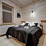 Swiatlomir דירה זקופאנה