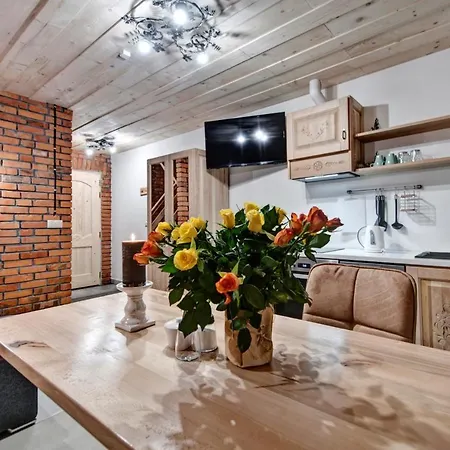 Swiatlomir Apartment *