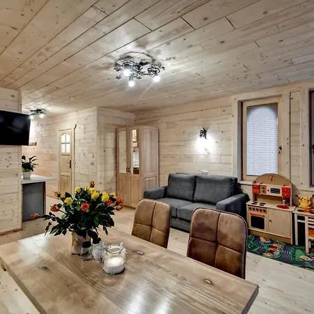 Swiatlomir Apartment *