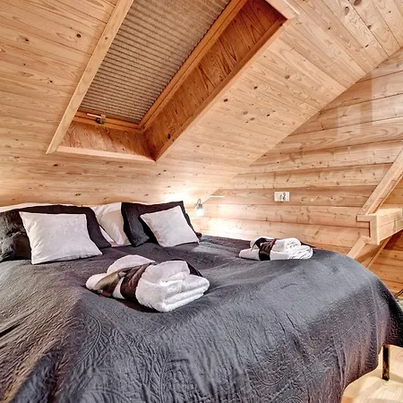 Swiatlomir Apartment *
