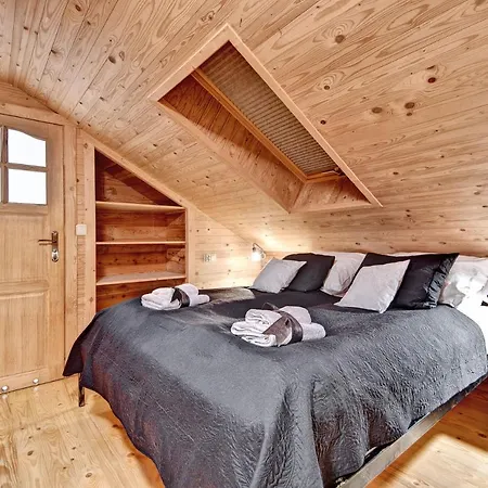 Swiatlomir Apartment *