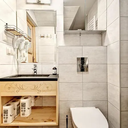 Swiatlomir Apartment